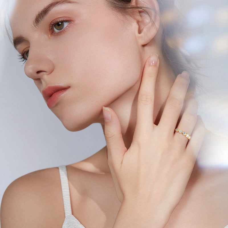 Five-Stone Bubble Moissanite Band