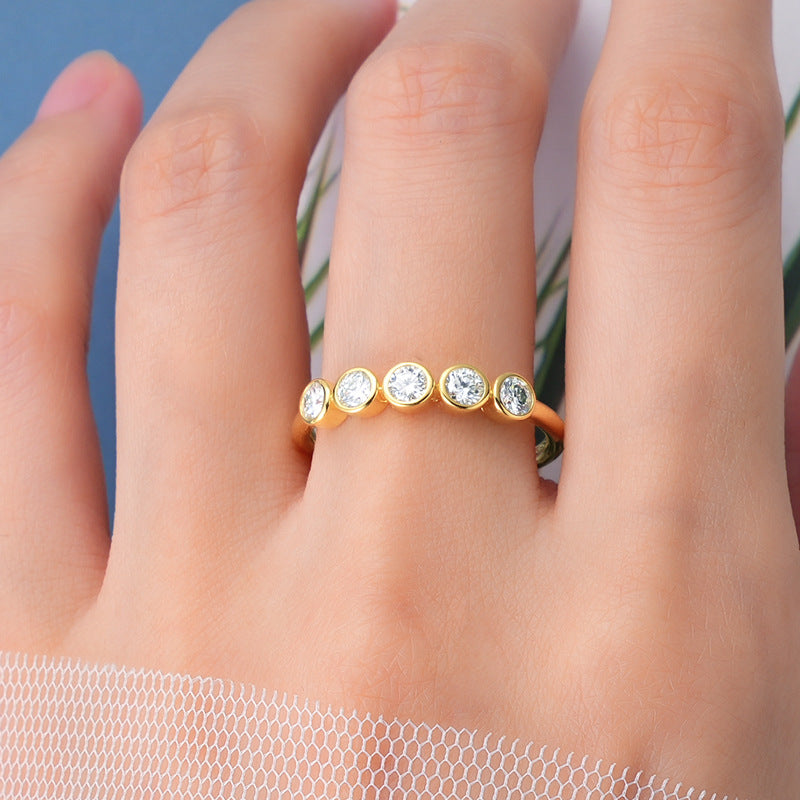 Five-Stone Bubble Moissanite Band