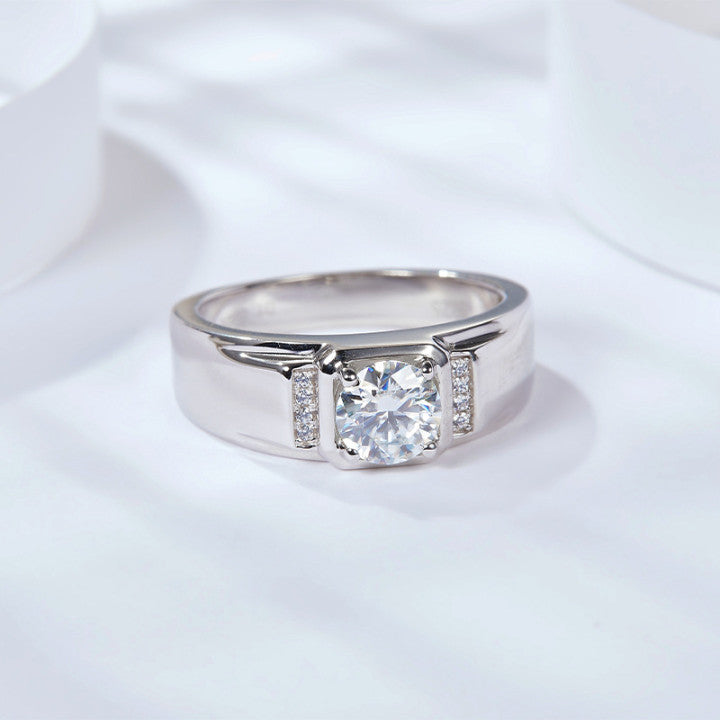 Luther Men' s Moissanite Ring 1.0 ct